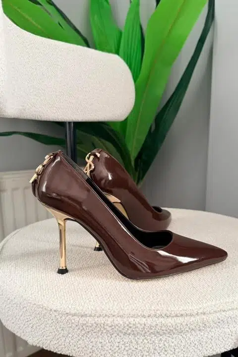 Kadın Alexal Kahve Rugan Arka Toka Detayı 10 cm İnce Topuklu Ayakkabı & Stileto