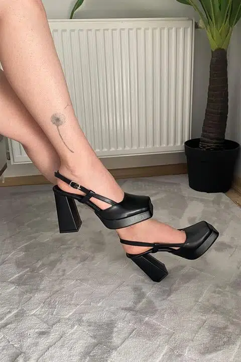 Kadın Asena Siyah 10 cm Platfom Topuklu Aykkabı Kadın Asena Siyah 10 cm Platfom Topuklu Aykkabı