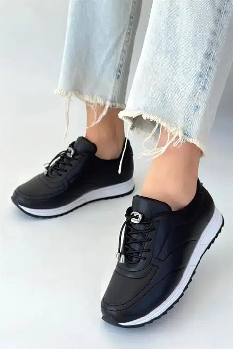 Kadın Ayda Siyah Bağcıklı Ortopedik Rahat Tabanı Günlük Babet & Spor Ayakkabı