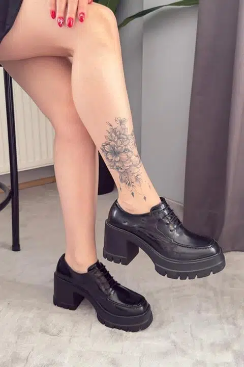 Kadın Carmel Siyah Rugan Bağcıklı 8 cm Topuklu Platformlu Ayakkabı