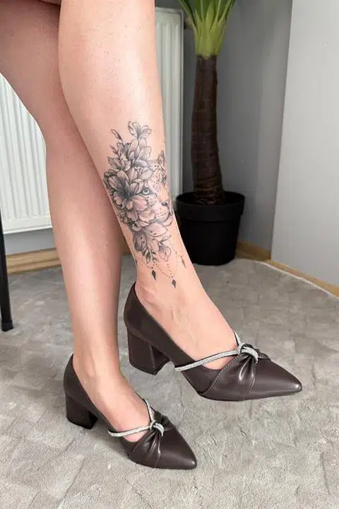 Kadın Cila Kahverengi Taş Fiyonklu 5 cm Kalın Topuklu Ayakkabı