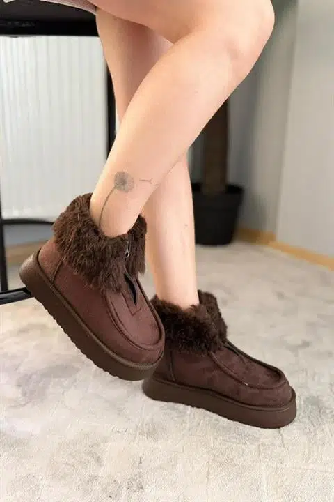 Kadın İmpera Kahverengi Süet Kürklü Fermuarlı 4 cm Kalın Tabanlı Kısa Bot