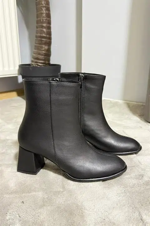 Kadın Marta Siyah Kalın Topuklu Yumurta Burun Fermuarlı Bot