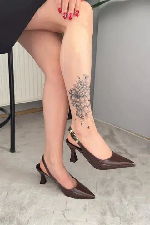 Kadın Motto Kahverengi Rugan Sivri Burun Arkası Acık 8 cm Topuklu Ayakkabı