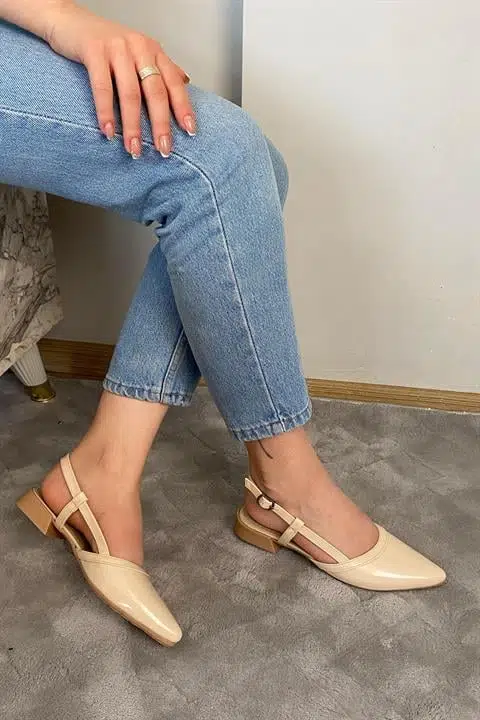 Kadın Tena Bej Rugan Arkası Acık Sivri Burun Günlük Babet